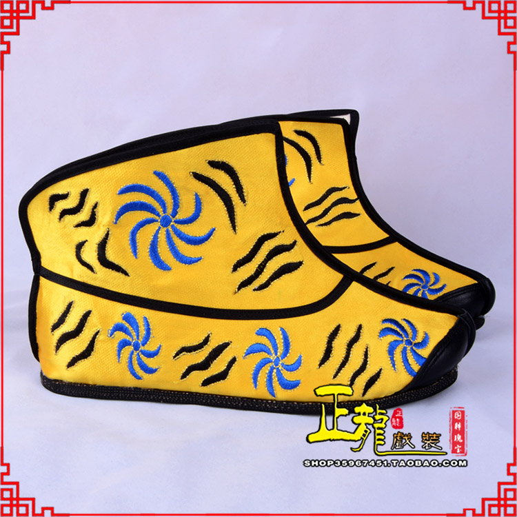 信阳.美猴王靴子虎纹靴金黄快靴 猴鞋